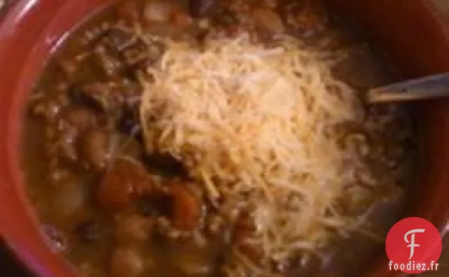 Chili à Combustion Lente aux Trois Haricots