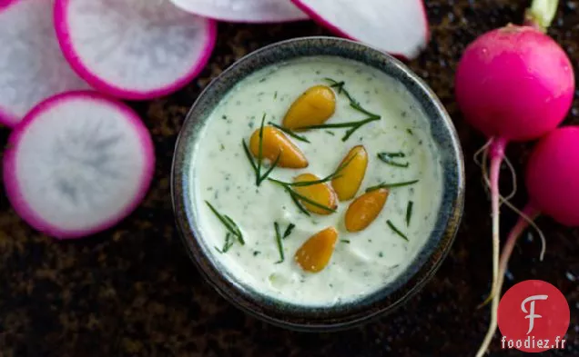 Trempette À La Feta Avec Radis À La Pastèque