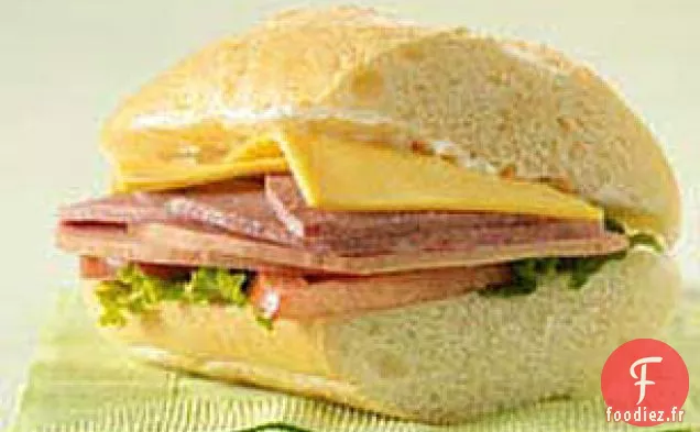 DELI DELUXEÂ® Sous Sandwich