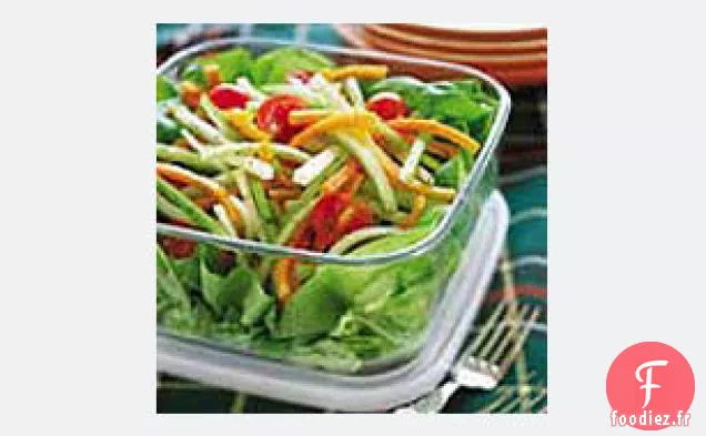 Salade d'Été Croquante avec Vinaigrette Ranch au Jalapeno
