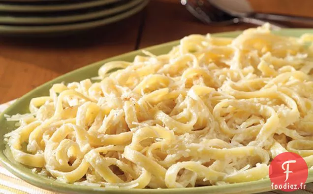 Fettuccine au Parmesan Alfredo