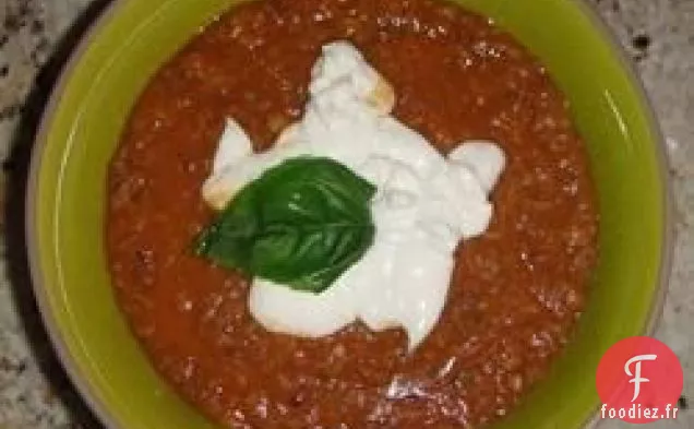 Soupe Épicée aux Tomates et aux Lentilles