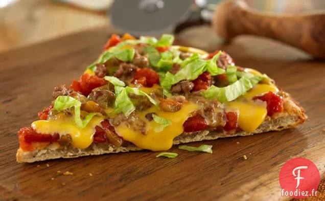 Pizza au Cheeseburger Épicée VELVEETAÂ®