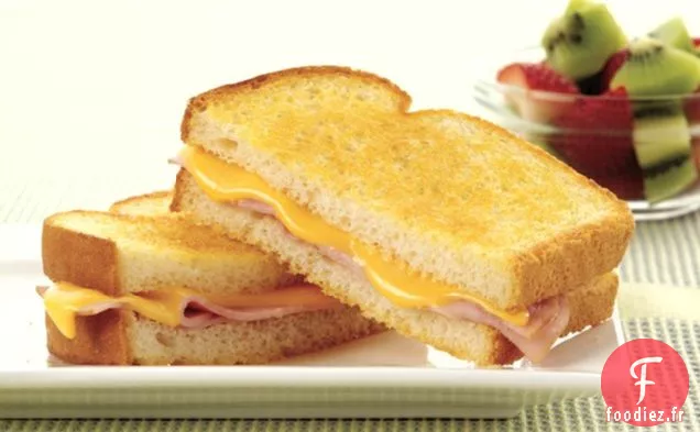 Sandwich au Jambon Grillé et au Fromage