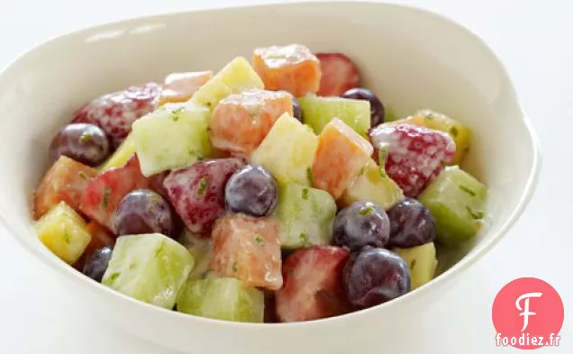 Salade De Fruits Avec Vinaigrette Au Miel Et au citron vert