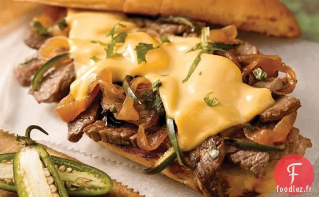 Sandwich au Steak au Pain à l'Ail