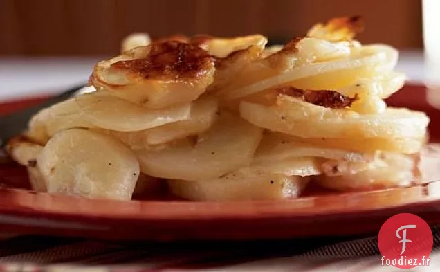 Gratin Dauphinois (Pommes de Terre Festonnées au Fromage)