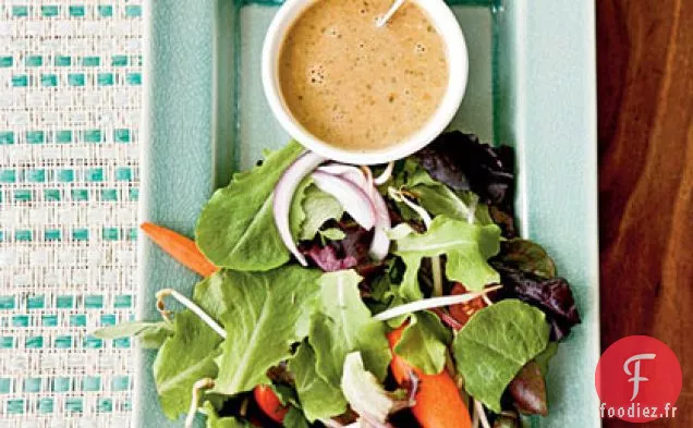 Salade Thaïlandaise avec Vinaigrette aux Arachides