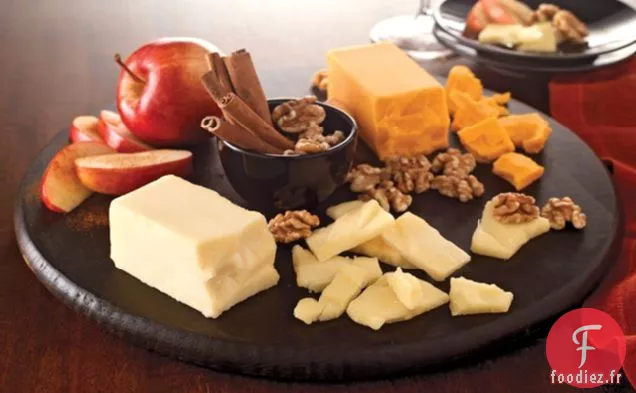 Planche de Fromage à la Cannelle, aux Pommes et au Cheddar