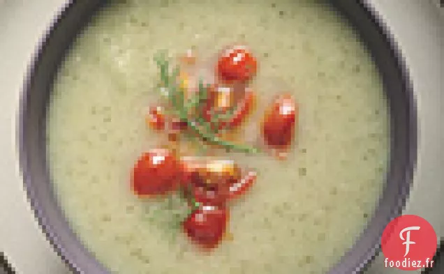 Soupe de Fenouil et Courgettes avec Relish de Tomate Tiède