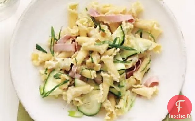 Campanelle Aux Courgettes, Jambon, Yaourt Et Oignons Verts