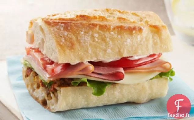 Sous-marin à la Dinde, au Jambon et aux Tomates Séchées