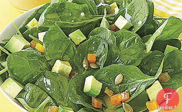 Salade d'Épinards aux Graines de Citrouille et Avocat