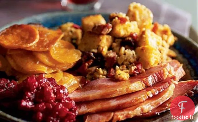 Farce de Pain de Maïs avec Saucisse et Pruneaux