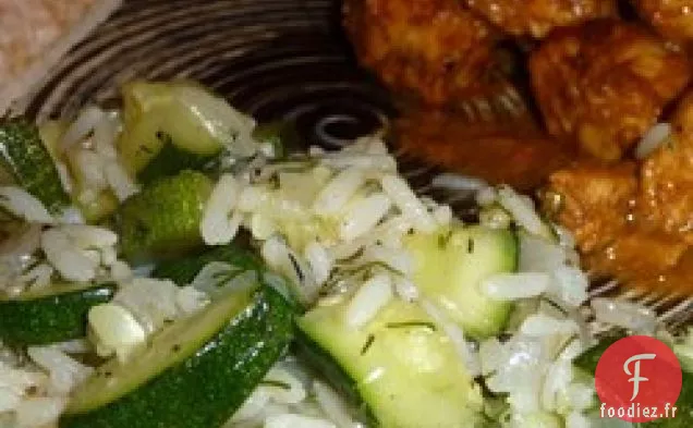 Courgettes À L'Aneth Et Sauce Au Yogourt À L'Ail