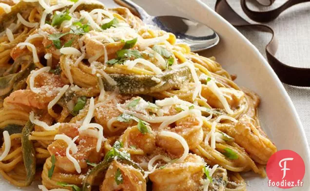 Pâtes Crémeuses à la Tomate, au Poblano et aux Crevettes