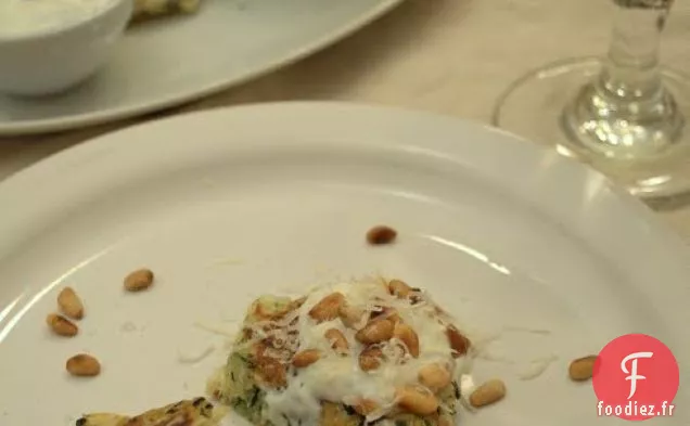 Flapjacks De Courgettes À La Crème De Basilic