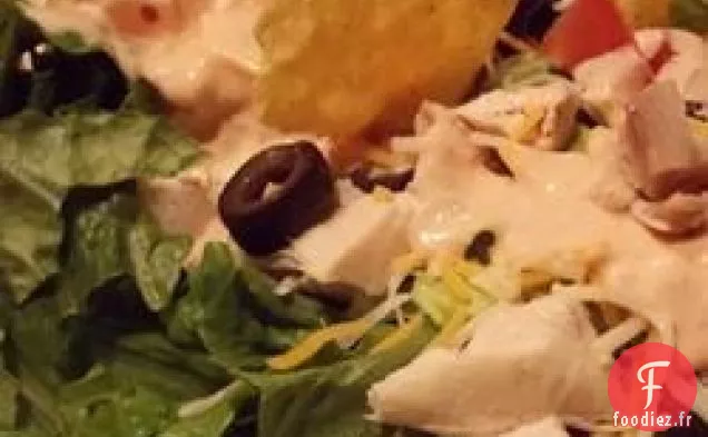 Salade de Tacos au Poulet Épicé en Couches et Jetés