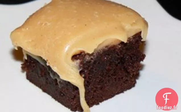 Brownies avec Glaçage au Fudge au Beurre de Cacahuète