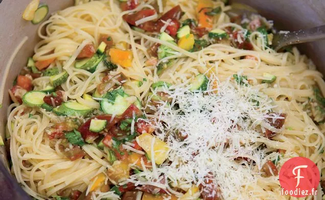 Linguine aux Tomates, Courgettes et Herbes