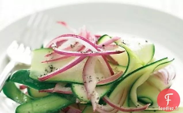 Salade De Courgettes À L'Oignon Rouge