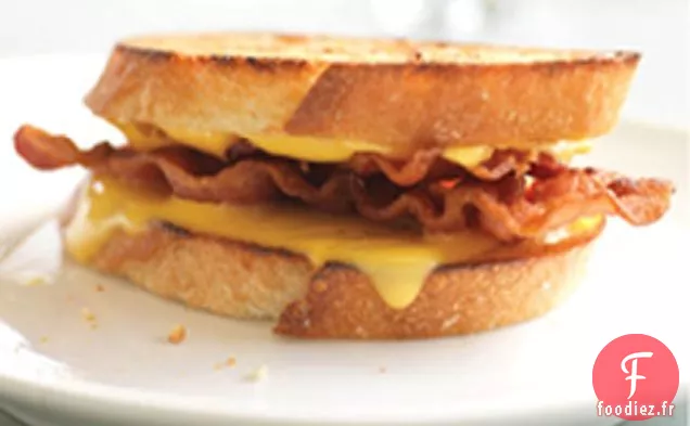 Sandwich Zippy au Fromage Grillé et au Bacon
