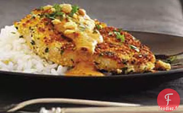 Côtelettes de Porc en Croûte de Coriandre et Sauce Chipotle aux Arachides