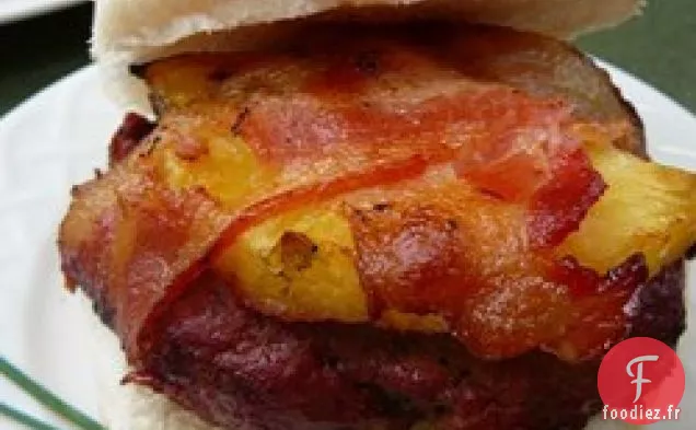 Hamburgers au Bacon à l'Ananas