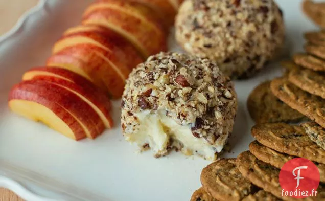 Boules de Fromage Au Chocolat Blanc Et Noisettes