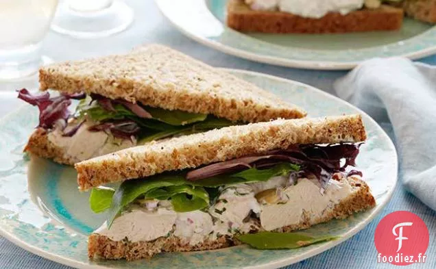 Sandwichs à la Salade de Poulet aux Herbes