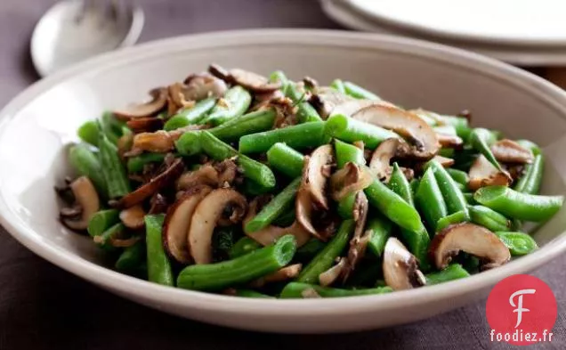 Haricots Verts aux Champignons et Échalotes