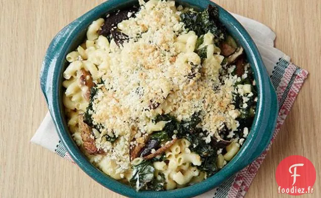 Macaroni au Four Crémeux au Fromage avec du Chou Frisé et des Champignons