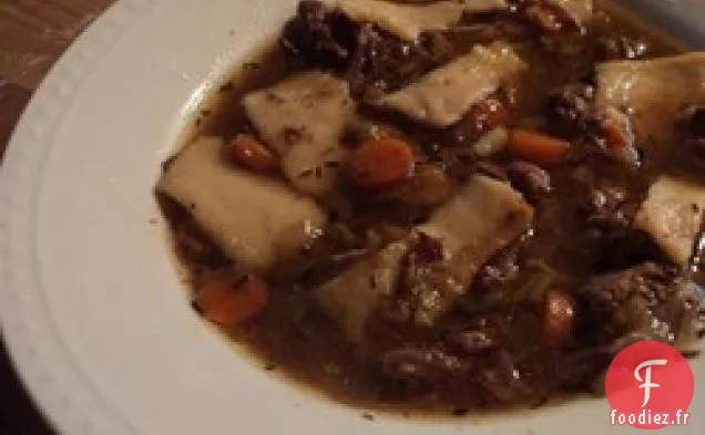 Soupe de Nouilles de boeuf maison à la Mijoteuse simple