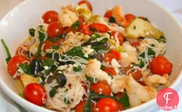 Nouilles De Soja Maigres Aux Crevettes, Tomates Et Artichauts