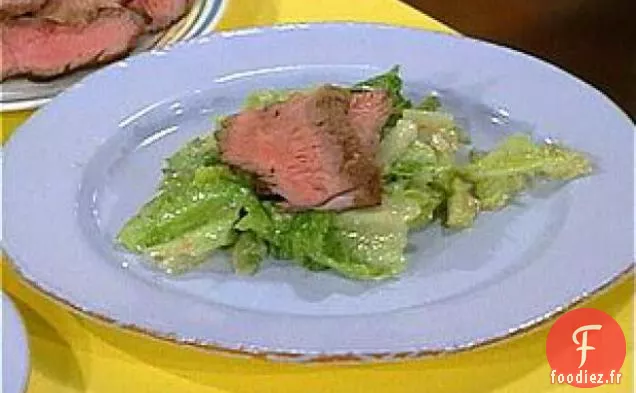 Brutus de Boeuf: Salade César avec Steak de Surlonge Tranché