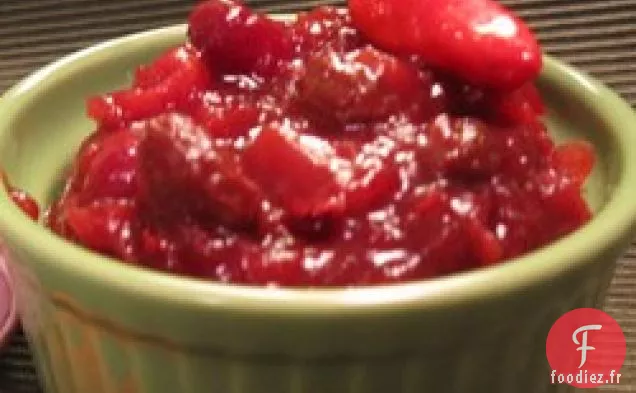 Chutney aux Canneberges et au Gingembre avec des Piments Thaïlandais