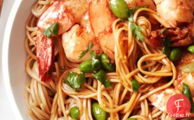 Nouilles Asiatiques aux Crevettes et à l'Edamame