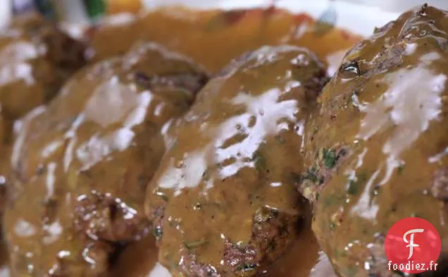 Pain de Viande Marocain avec Sauce au Miel au Citron et Couscous de Courgettes