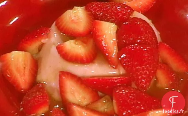 Panna Cotta aux Fraises avec Compote de Fraises