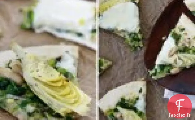 Pizza Aux Épinards Aux Artichauts Aux Haricots Blancs