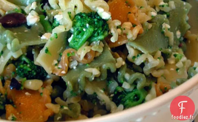 Salade De Pâtes Au Brocoli Et À La Feta