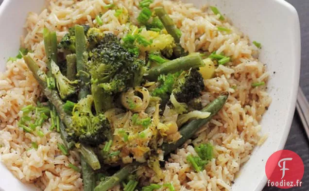 Brocoli, Haricots Verts Et Poireaux Riz Brun