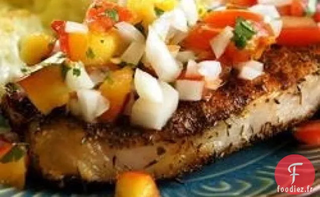 Côtelettes de Porc Grillées avec Salsa de Nectarine Fraîche