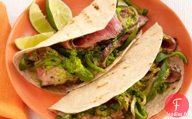 Fajitas au Steak de Sunny Anderson avec Chimichurri et Poivrons Ivres