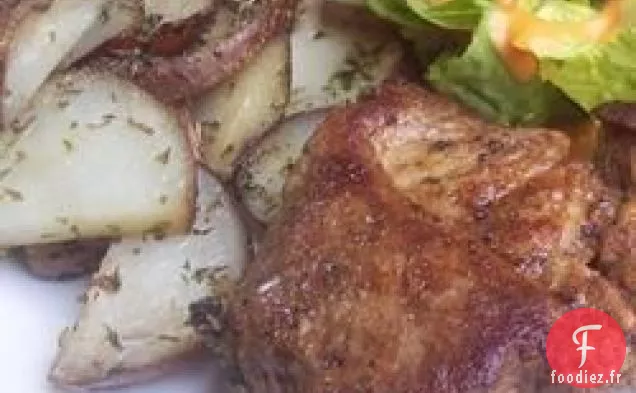 Côtelettes de Porc Épicées aux Pommes de Terre Nouvelles Rôties aux Herbes
