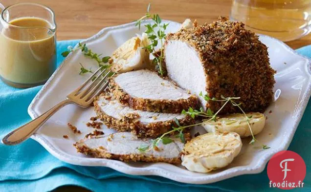 Longe de Porc Rôtie aux Herbes et à l'Ail avec Sauce à la Moutarde au Miel
