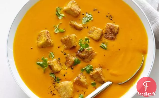 Soupe Carotte-Gingembre au Tofu