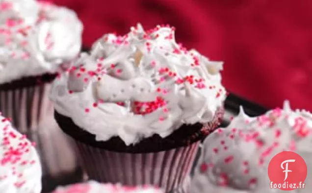 Cupcakes en Velours Rouge avec Glaçage Moelleux à la Meringue