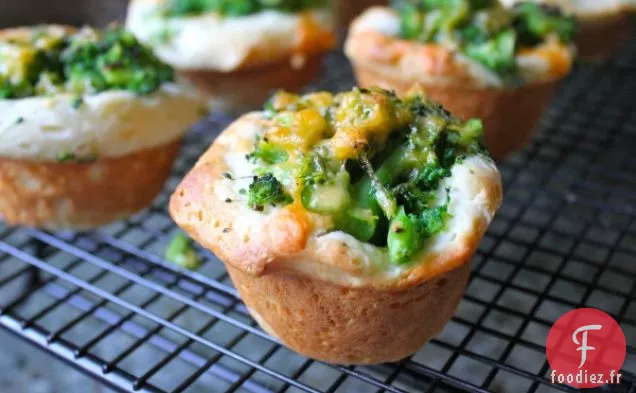 Recette de Muffins au Biscuit au Brocoli Et au Cheddar