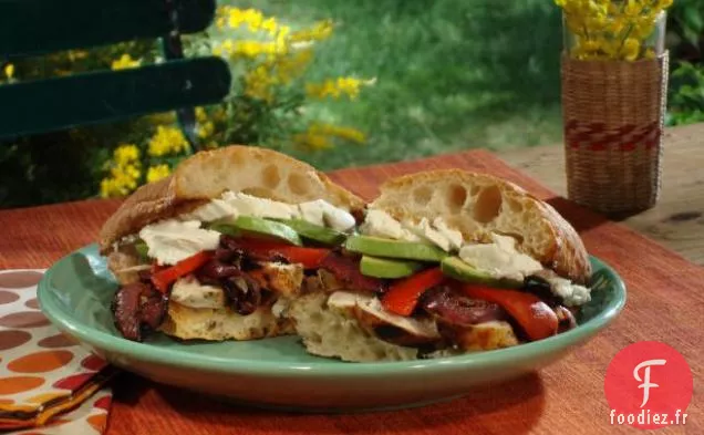 Sandwichs Gourmands Wild Wahoo avec Salade d'Épinards au Rhum et à la Poire